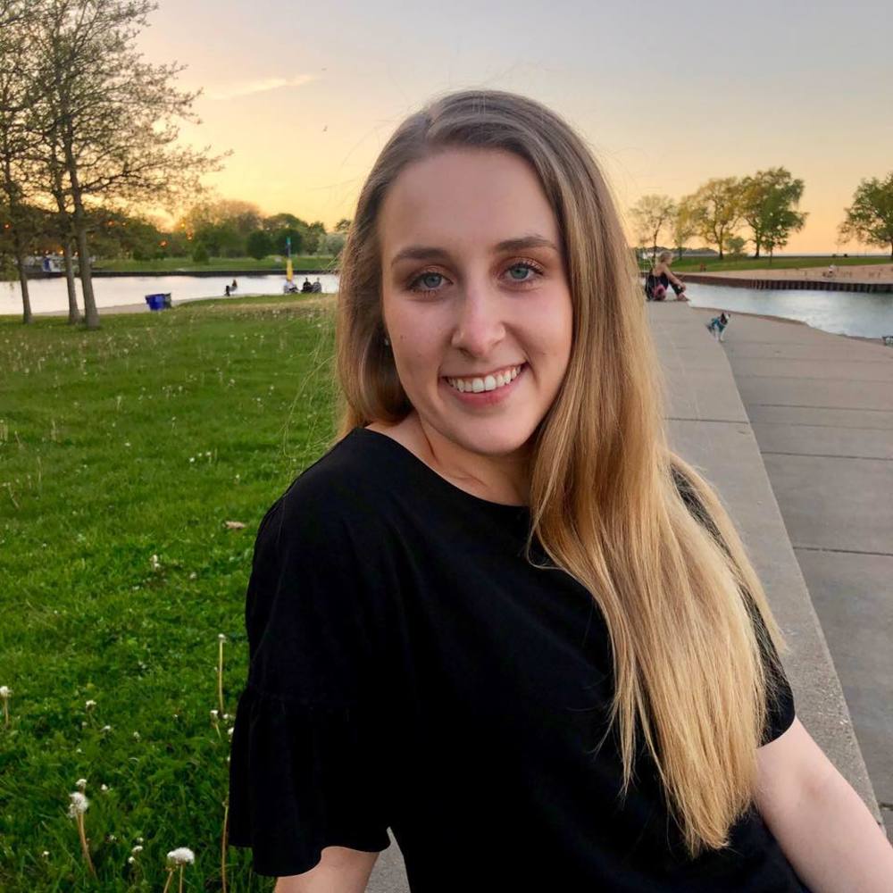 Meet your Posher, Hillary